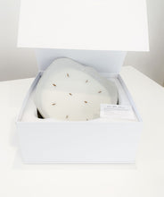 Load image into Gallery viewer, RE' ME. DI. UM 10 Wick Candle Bowl