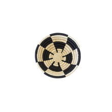 Load image into Gallery viewer, Mini Raffia Geo Bowl