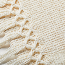 Load image into Gallery viewer, Sumapaz Nieve Cream Throw