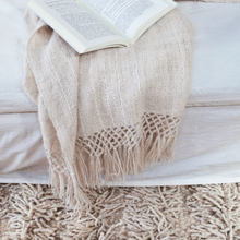 Load image into Gallery viewer, Otono Blanca Throw