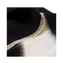 Load image into Gallery viewer, The Black Siempre Throw