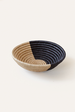 Load image into Gallery viewer, Akeza Bowl in Black

