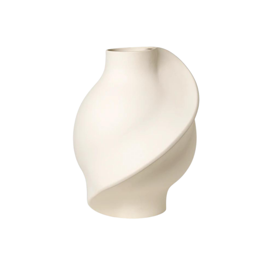 Ceramic Pirout Vase 02